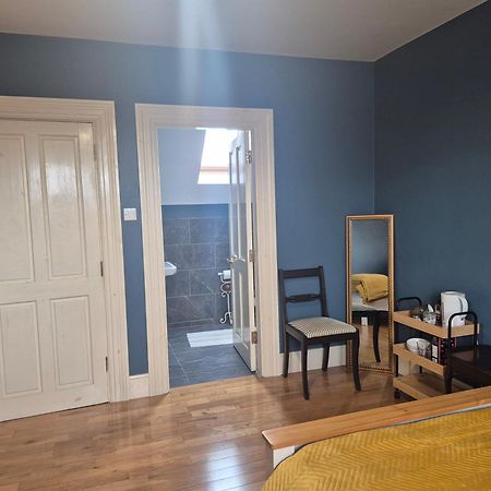Ballinasloe Guest House In The Heart Of The Country 外观 照片